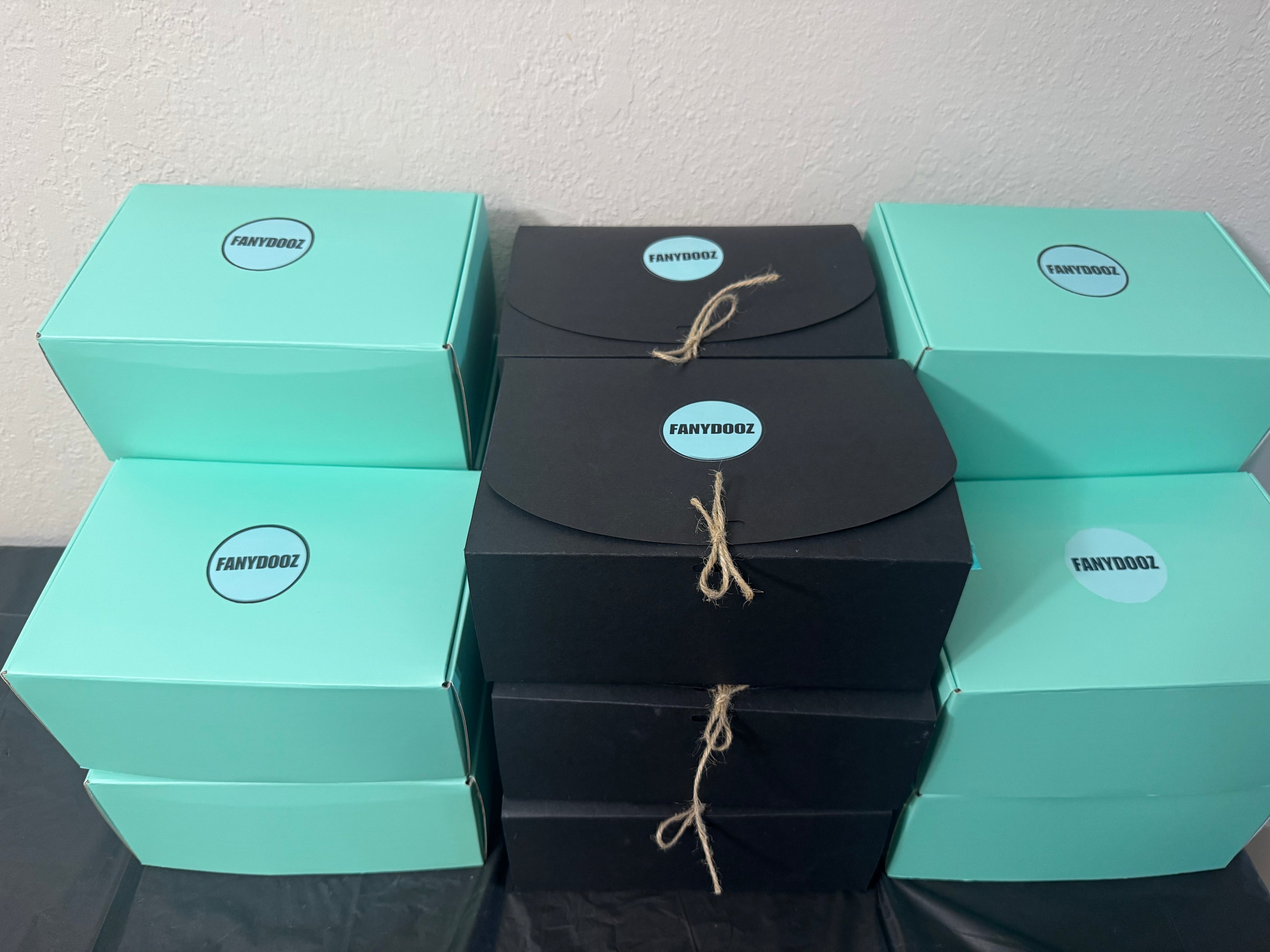 Fanydooz Snack Box